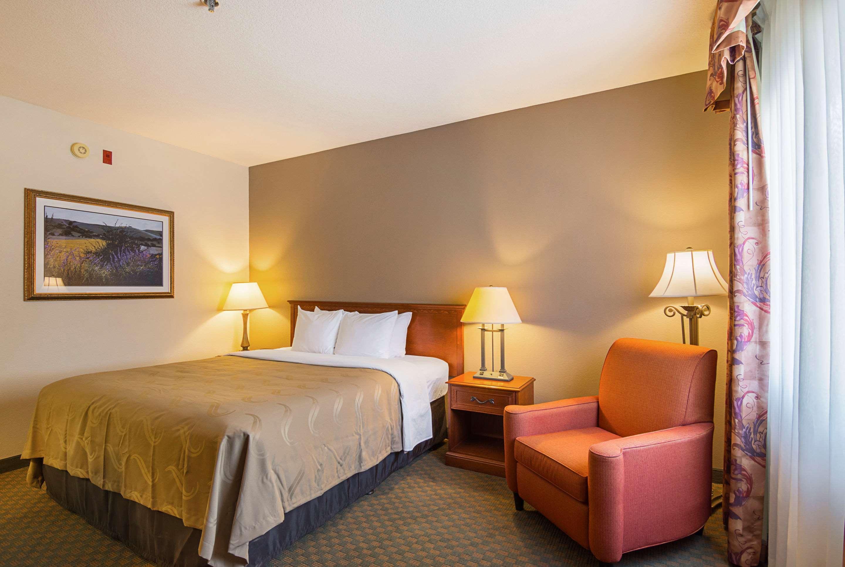 Quality Inn Fresno Yosemite Airport Zewnętrze zdjęcie