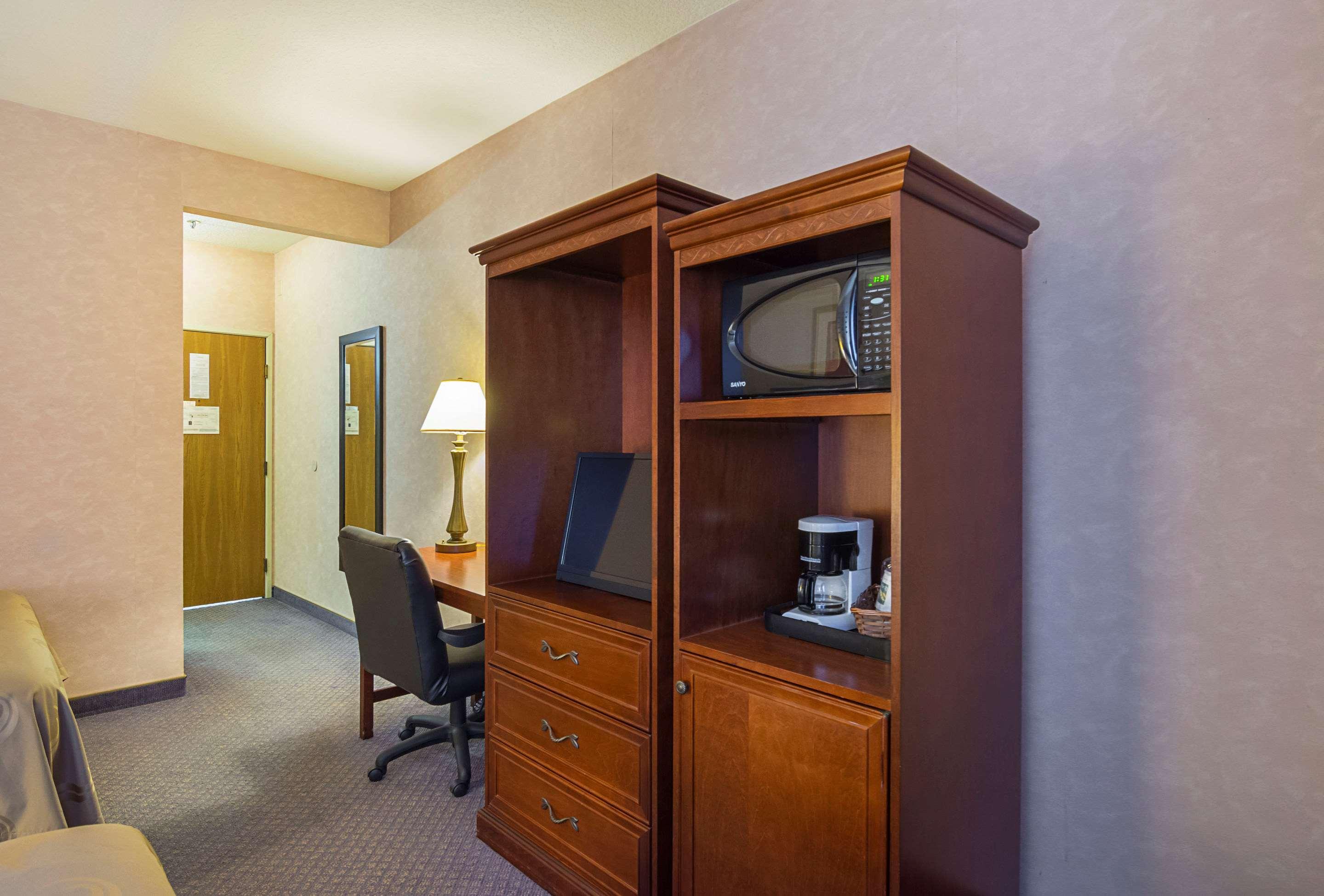 Quality Inn Fresno Yosemite Airport Zewnętrze zdjęcie