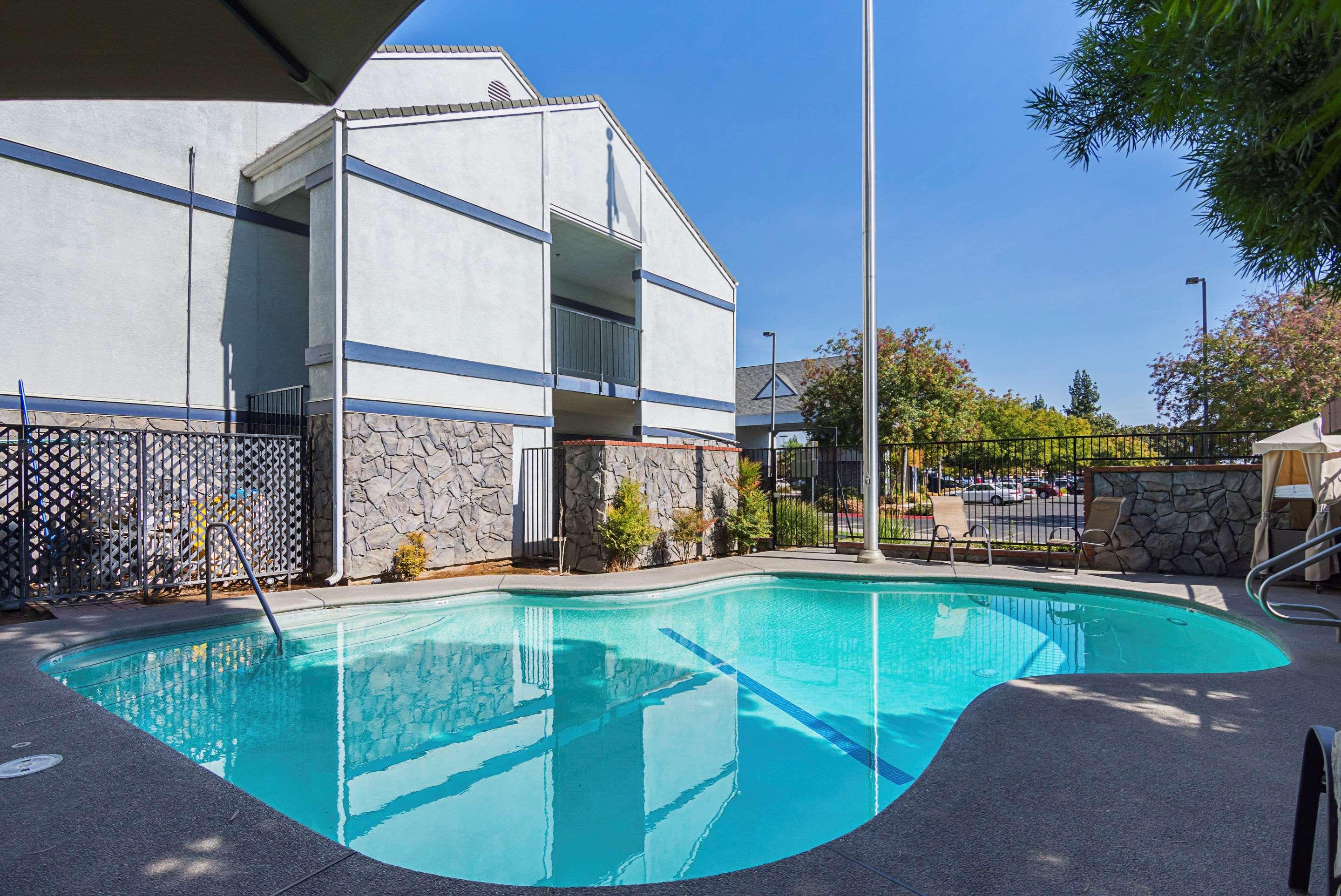 Quality Inn Fresno Yosemite Airport Zewnętrze zdjęcie