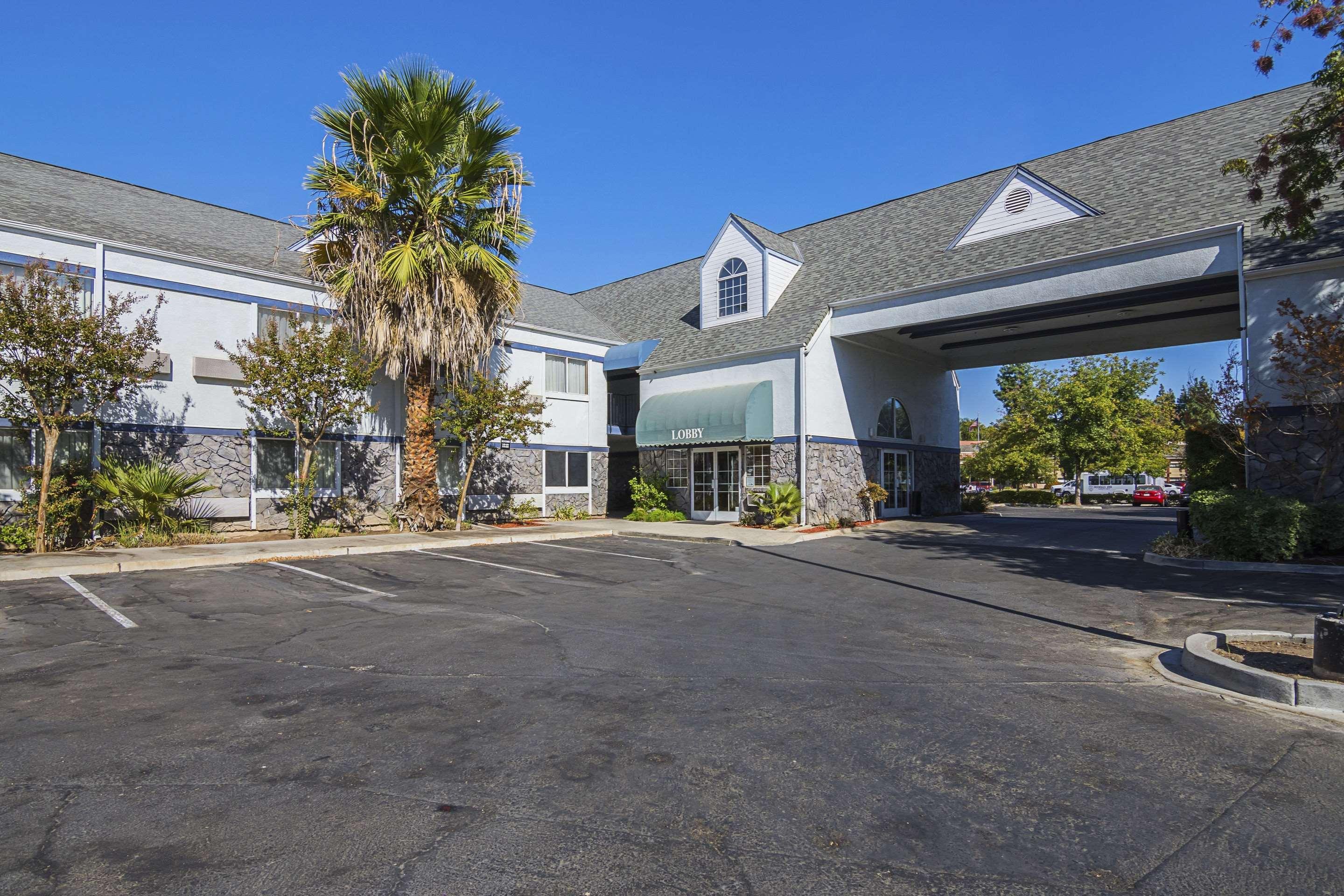 Quality Inn Fresno Yosemite Airport Zewnętrze zdjęcie