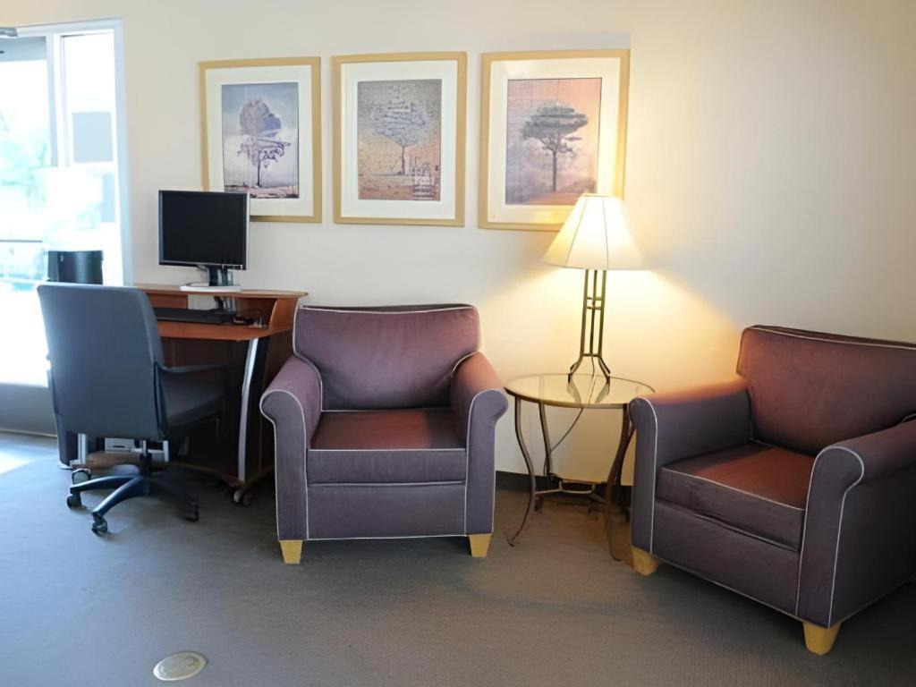 Quality Inn Fresno Yosemite Airport Zewnętrze zdjęcie